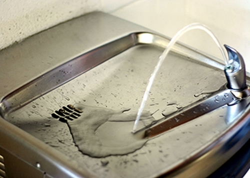 Featured_water_fountain_1456244619177_32410062_ver1.0_640_480_31969